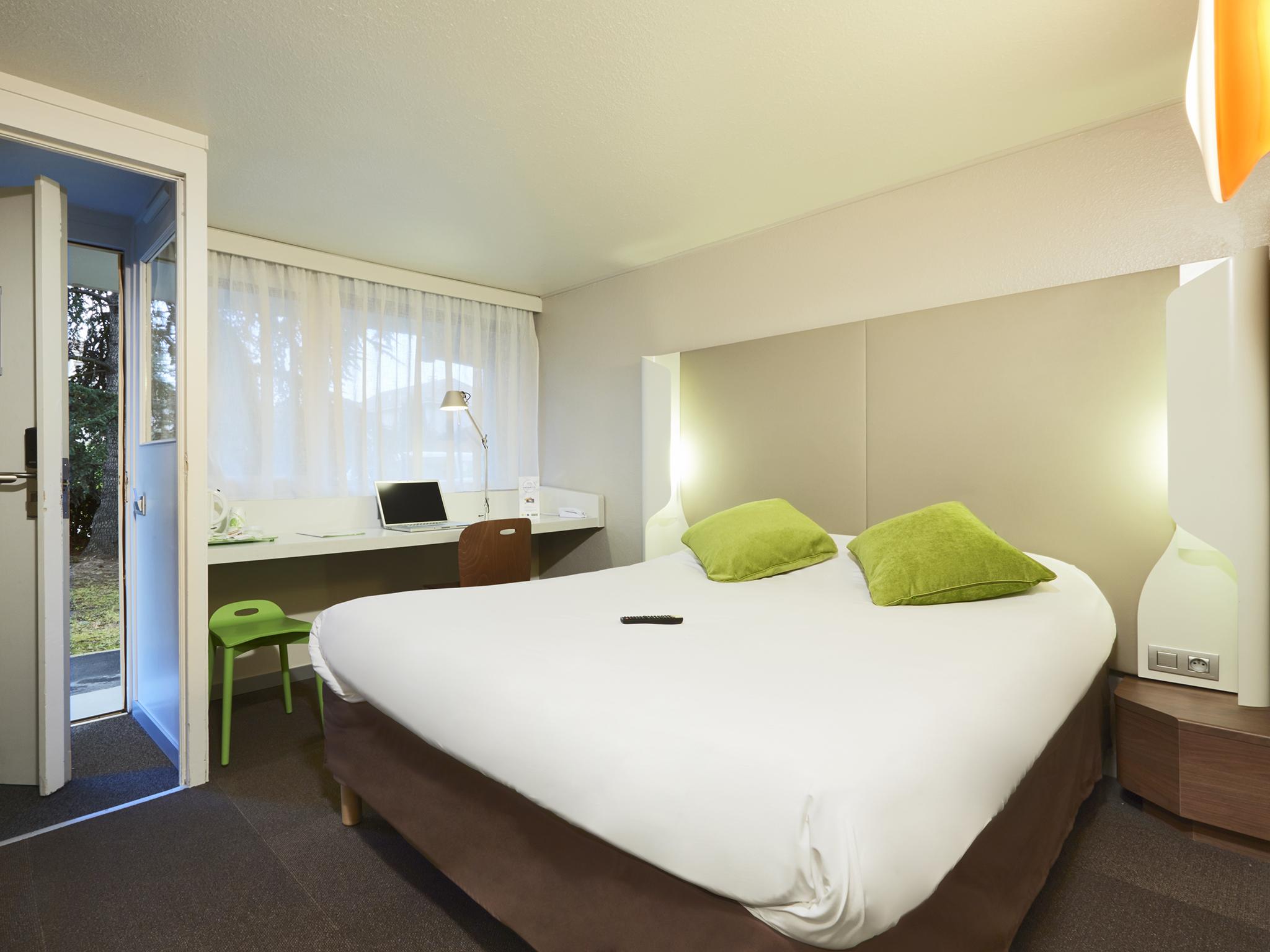Campanile Montesson - Le Vesinet Hotell Eksteriør bilde